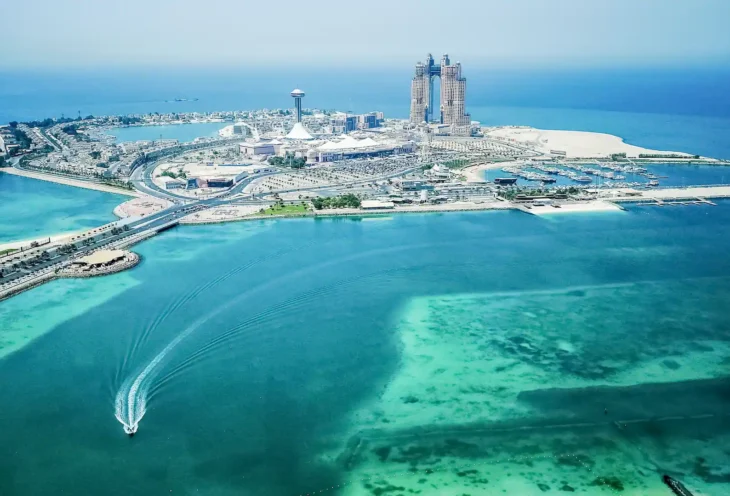 abu-dhabi-construction-artificial-islands-arabian-gulf-aeral-view
