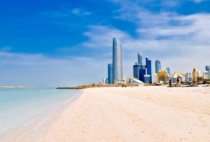 7-saadiyat-beach-corniche-beach